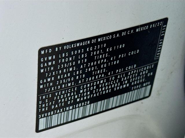 Photo of 2022 Pure White Volkswagen Tiguan