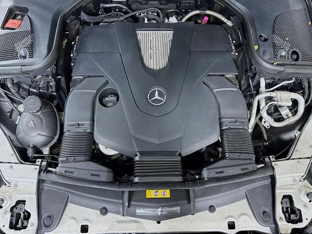 Photo of 2019 Obsidian Black Metallic Mercedes-Benz E-Class