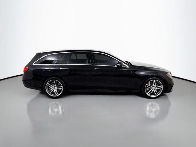 Photo of 2019 Obsidian Black Metallic Mercedes-Benz E-Class