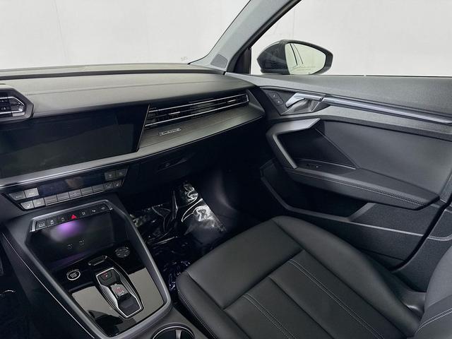 Photo of 2025 Manhattan Gray Metallic Audi A3