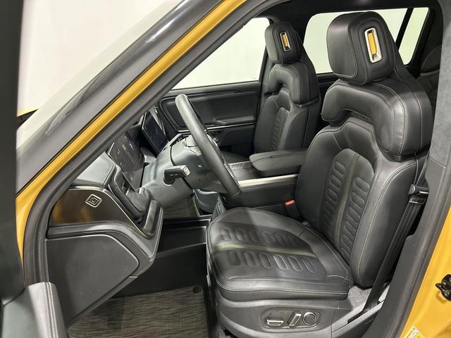 Photo of 2023 Compass Yellow Rivian R1S