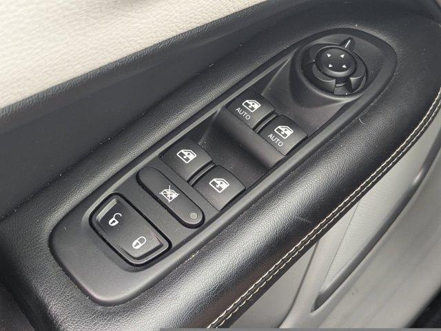Photo of 2018 Billet Silver Metallic Clearcoat Jeep Compass