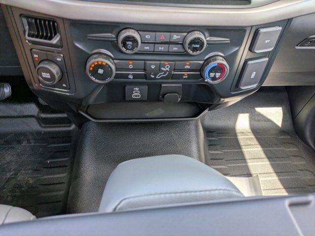 Photo of 2025 Oxford White Ford F-150