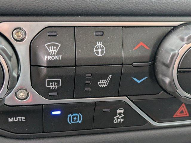 Photo of 2024 Pearlcoat Jeep Wrangler 4xe