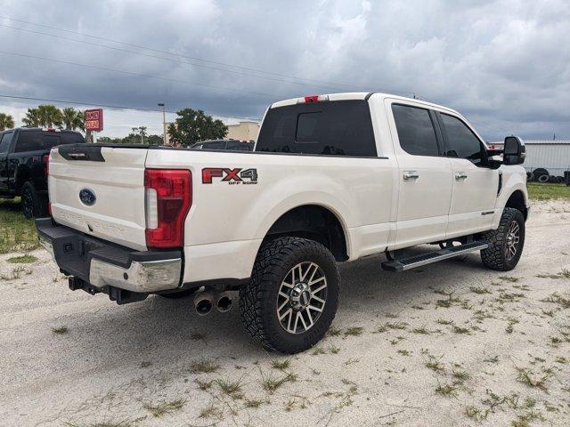 Photo of 2019 White Platinum Tri-Coat Metallic Ford F-250