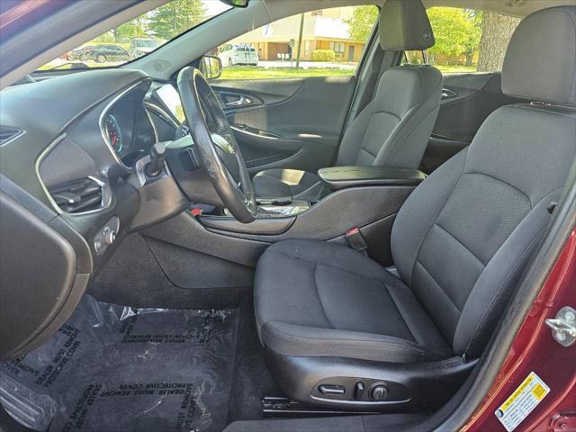 Photo of 2016 Red Chevrolet Malibu