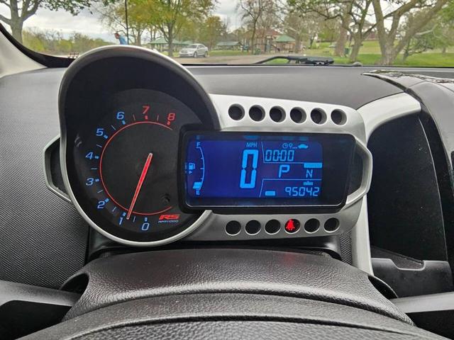 Photo of 2015 White Chevrolet Sonic