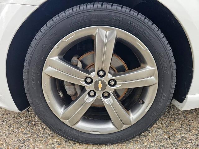 Photo of 2015 White Chevrolet Sonic