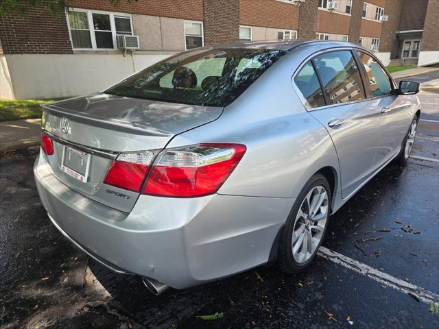 Photo of 2014 Modern Steel Metallic Honda Accord