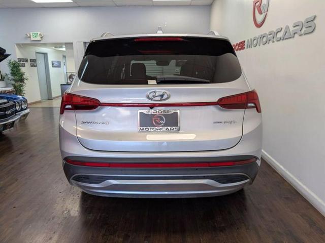 Photo of 2022 Shimmering Silver Hyundai SANTA FE