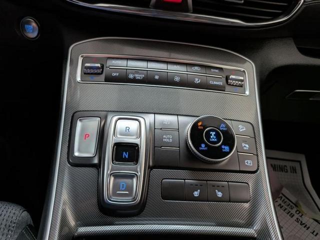 Photo of 2022 Shimmering Silver Hyundai SANTA FE