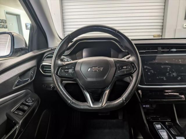Photo of 2023 Silver Flare Metallic Chevrolet Bolt EUV