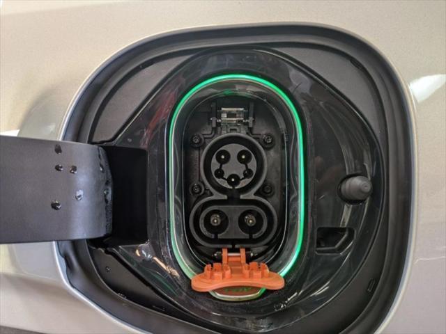 Photo of 2023 Silver Flare Metallic Chevrolet Bolt EUV