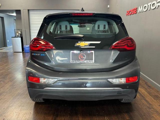 Photo of 2018 Nightfall Gray Metallic Chevrolet Bolt EV
