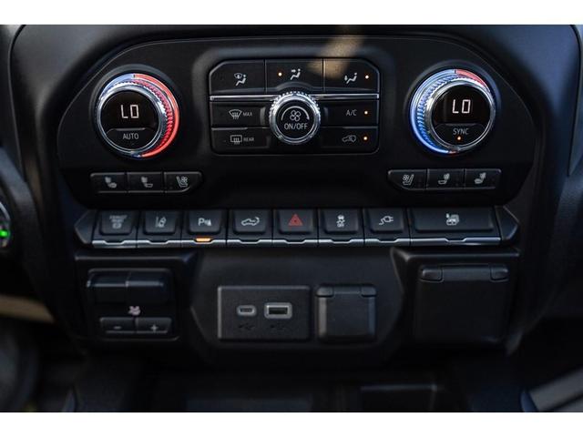 Photo of 2020 Quicksilver Metallic GMC Sierra 3500