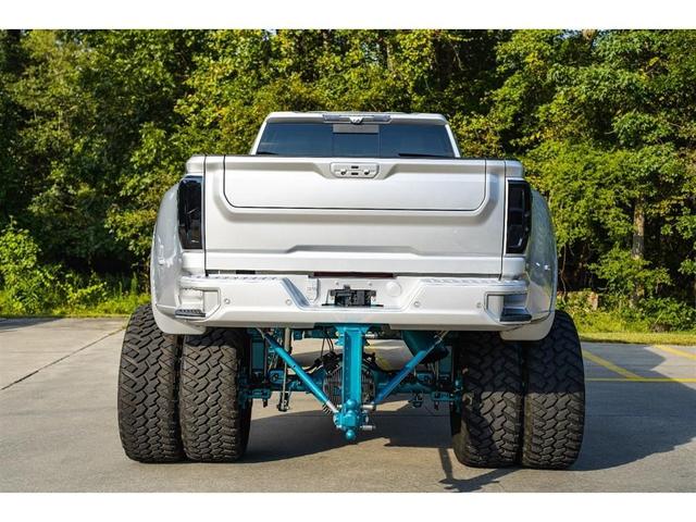 Photo of 2020 Quicksilver Metallic GMC Sierra 3500