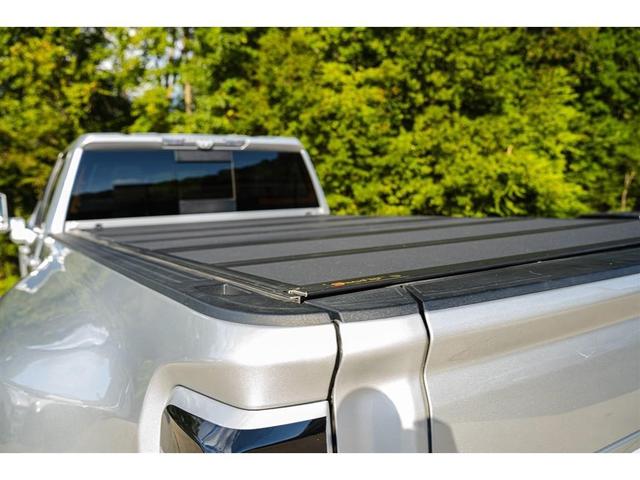 Photo of 2020 Quicksilver Metallic GMC Sierra 3500