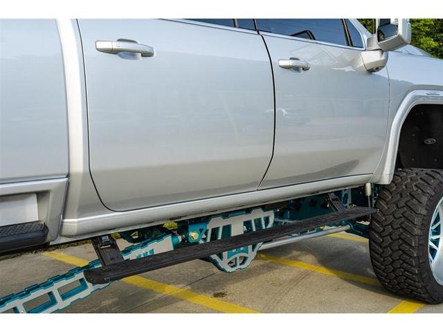 Photo of 2020 Quicksilver Metallic GMC Sierra 3500