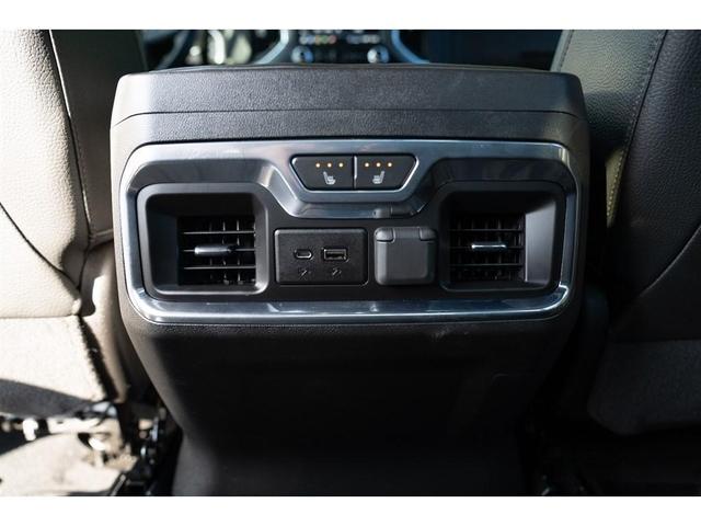 Photo of 2020 Quicksilver Metallic GMC Sierra 3500