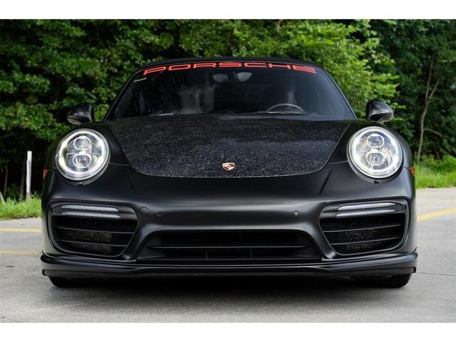 Photo of 2017 Black Porsche 911