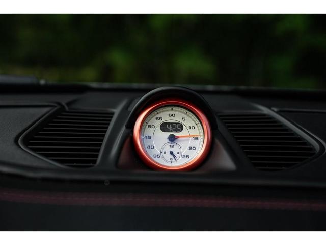 Photo of 2017 Black Porsche 911