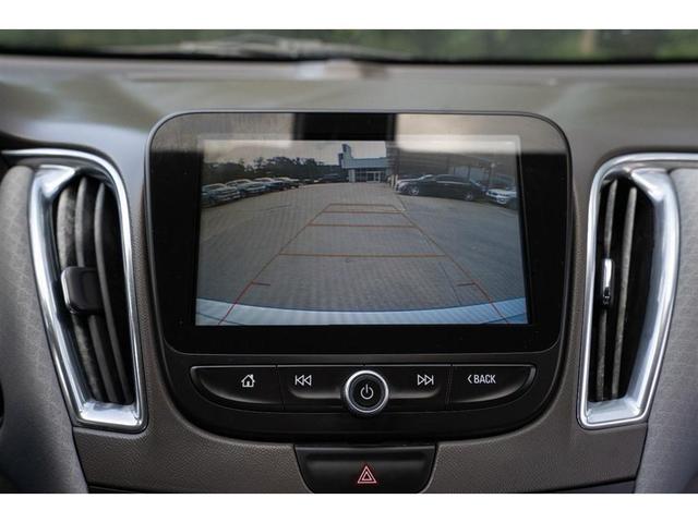 Photo of 2018 Blue Chevrolet Malibu