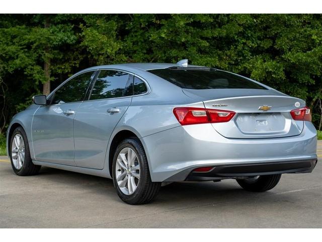 Photo of 2018 Blue Chevrolet Malibu