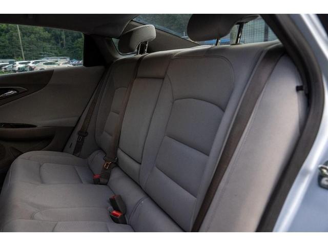 Photo of 2018 Blue Chevrolet Malibu