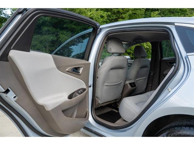 Photo of 2018 Blue Chevrolet Malibu
