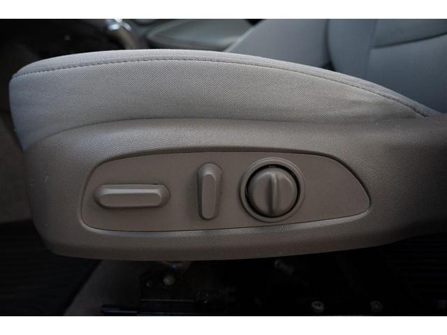 Photo of 2018 Blue Chevrolet Malibu