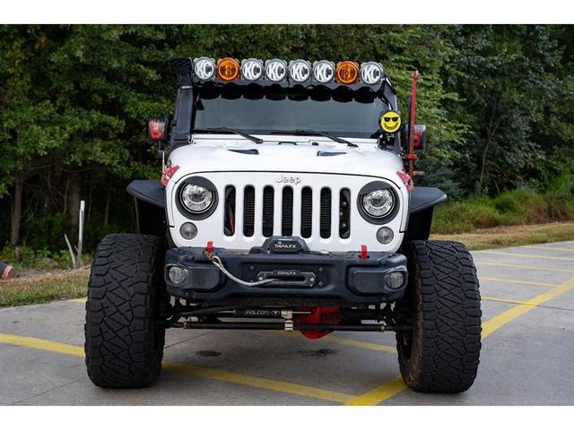 Photo of 2017 Bright White Clearcoat Jeep Wrangler Unlimited