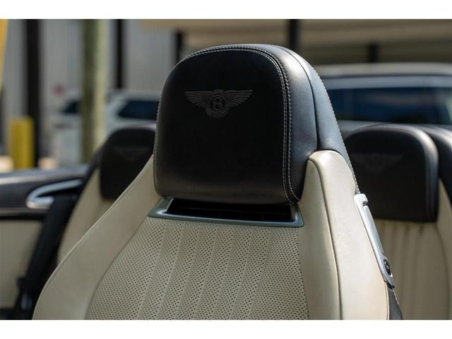 Photo of 2017 Black Bentley Continental GT