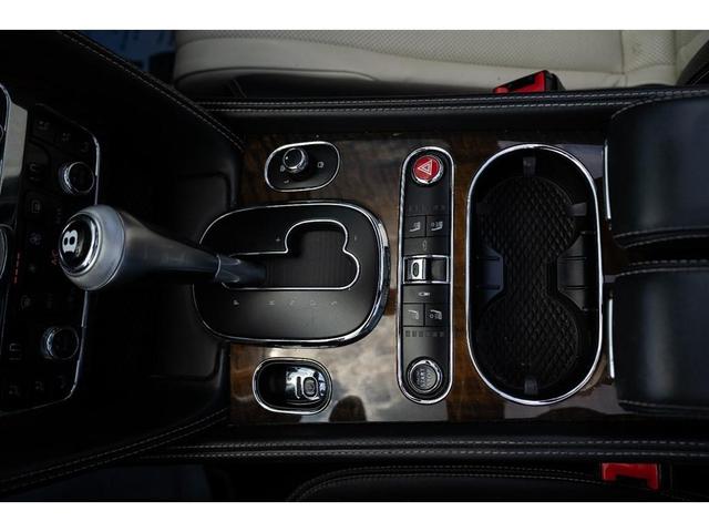 Photo of 2017 Black Bentley Continental GT