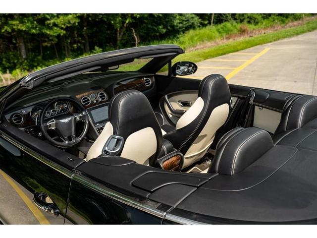 Photo of 2017 Black Bentley Continental GT