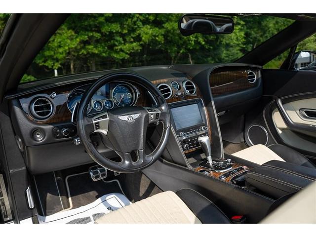 Photo of 2017 Black Bentley Continental GT