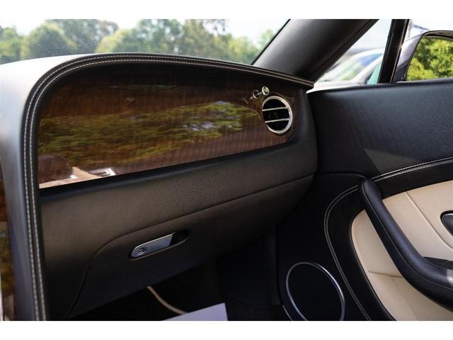 Photo of 2017 Black Bentley Continental GT