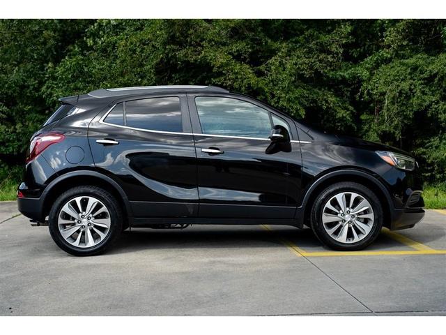 Photo of 2017 Ebony Twilight Metallic Buick Encore