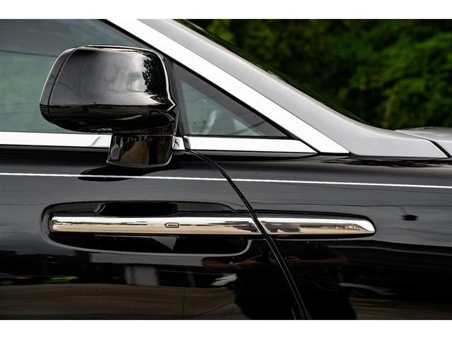 Photo of 2016 Black Rolls-Royce Dawn