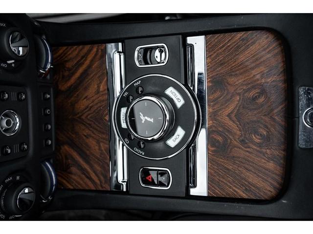 Photo of 2016 Black Rolls-Royce Dawn