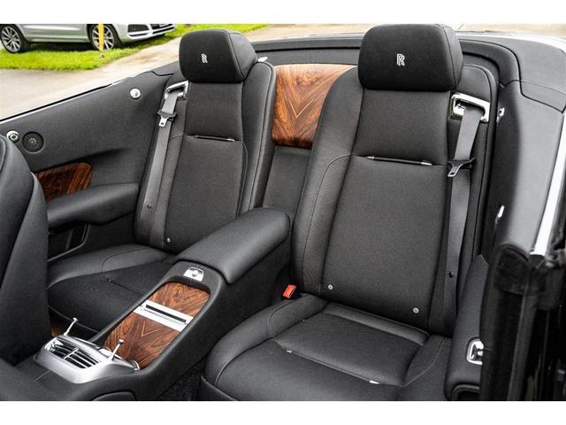Photo of 2016 Black Rolls-Royce Dawn