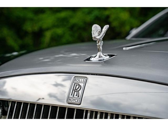 Photo of 2016 Black Rolls-Royce Dawn