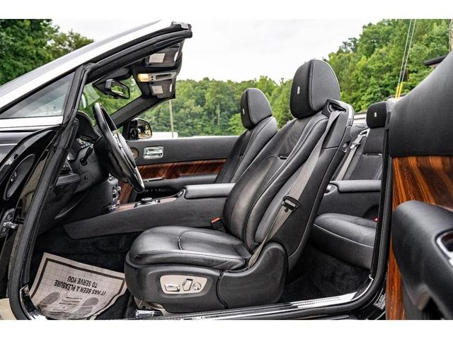 Photo of 2016 Black Rolls-Royce Dawn