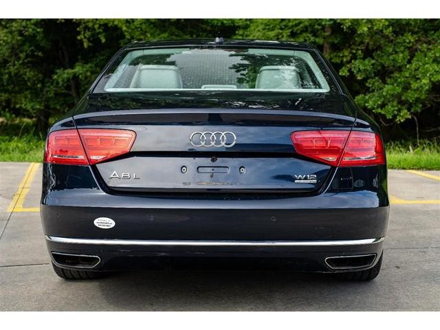 Photo of 2012 Night Blue Pearl Effect Audi A8