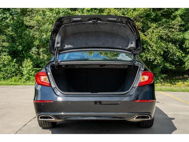 Photo of 2018 Crystal Black Pearl Honda Accord