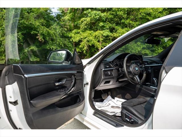 Photo of 2016 White BMW 428 Gran Coupe