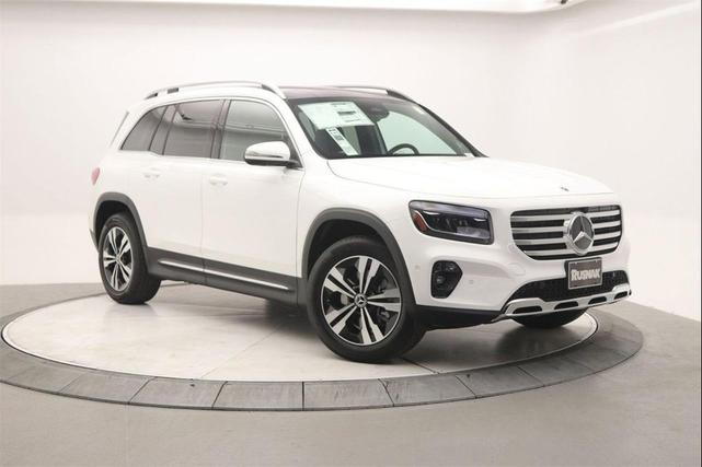 Photo of 2026 White Mercedes-Benz GLB 250