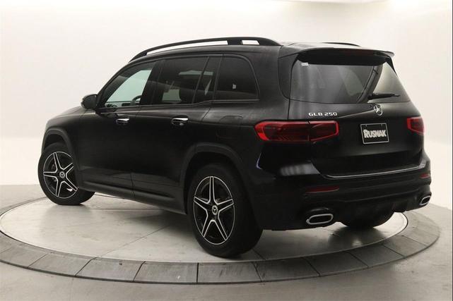 Photo of 2025 Black Mercedes-Benz GLB 250