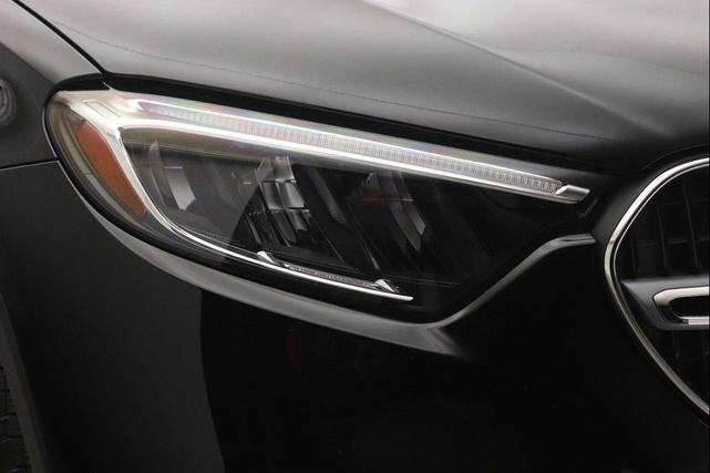 Photo of 2025 Black Mercedes-Benz GLC 300