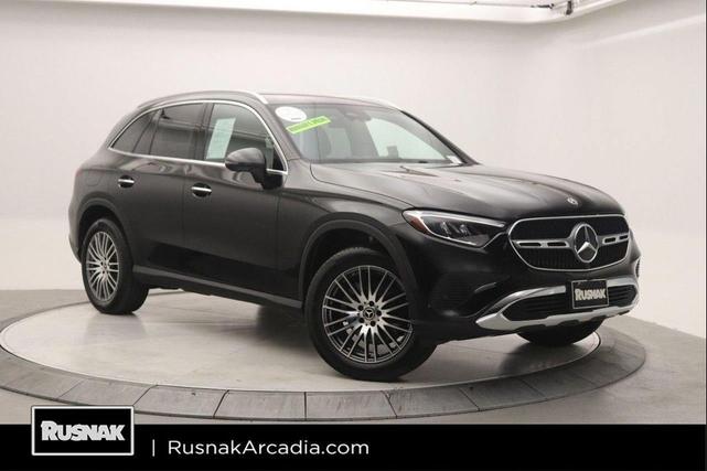 Photo of 2025 Black Mercedes-Benz GLC 300