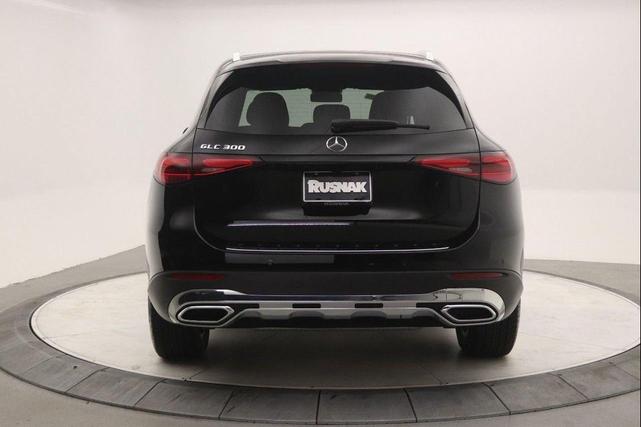 Photo of 2025 Black Mercedes-Benz GLC 300